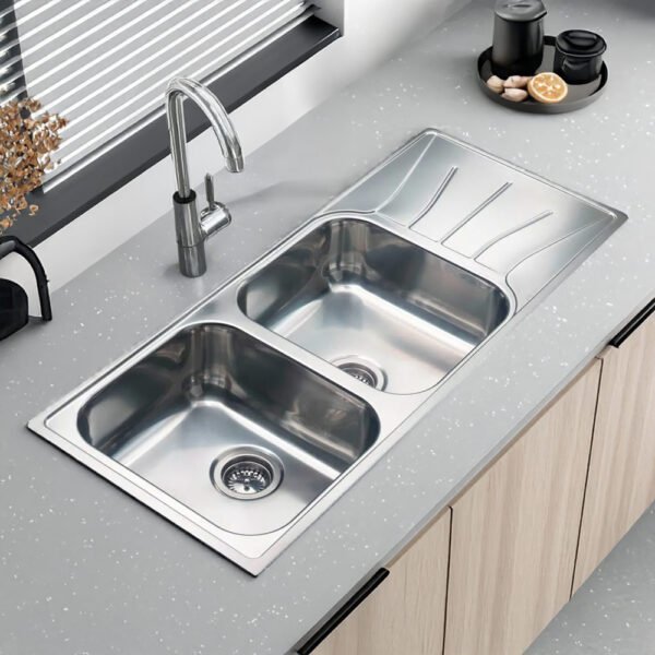 Close-up of Reginox Diplomat 30 Lux Stainless Steel Sink Bowl