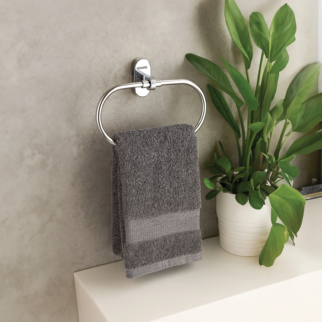 Aagna Giza Silver Finish Napkin Ring for Bathroom